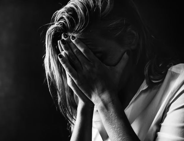 خامۇشلۇق كېسىلى ئاياللارنىڭ جىنسىي ساغلاملىقىغا ۋە پەرزەنتلىك بولۇشىغا تەسىر كۆرسىتىدۇ خامۇشلۇق كېسىلى ئاياللارنىڭ جىنسىي ساغلاملىقىغا ۋە پەرزەنتلىك بولۇشىغا تەسىر كۆرسىتىدۇ